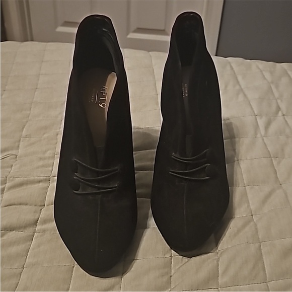 Apt 9 Ankle Booties - Picture 2 of 4